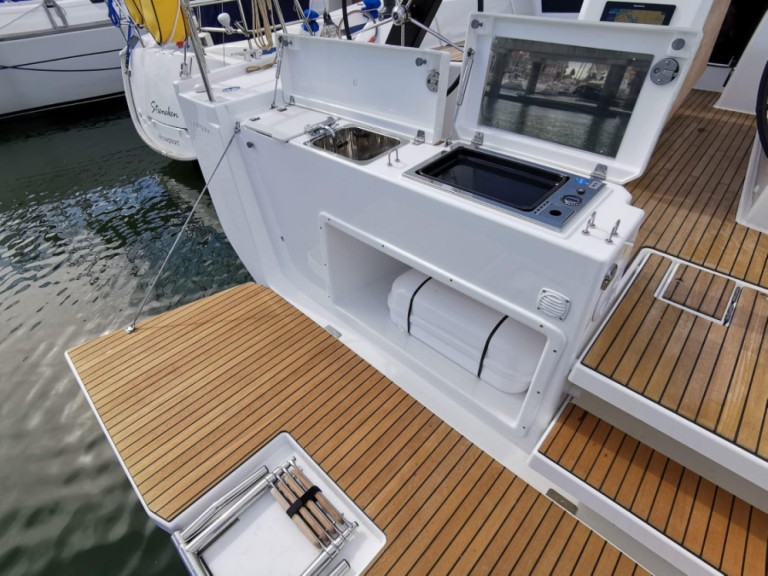 Location à Lefkáda - Dufour Dufour 390 sur SamBoat