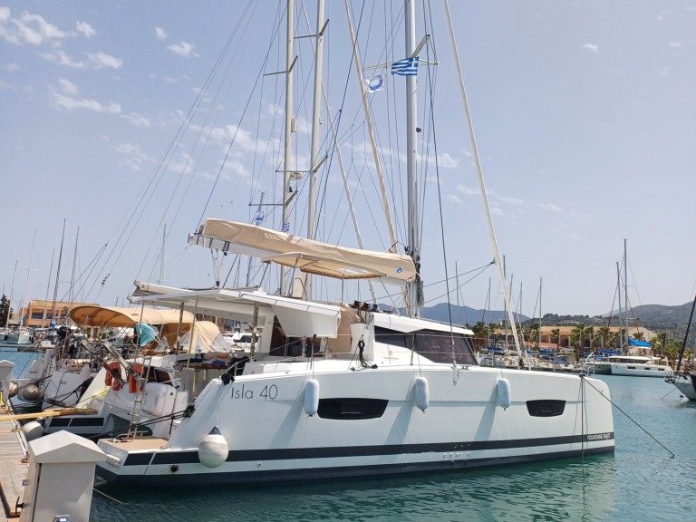 Location Catamaran Fountaine Pajot avec permis