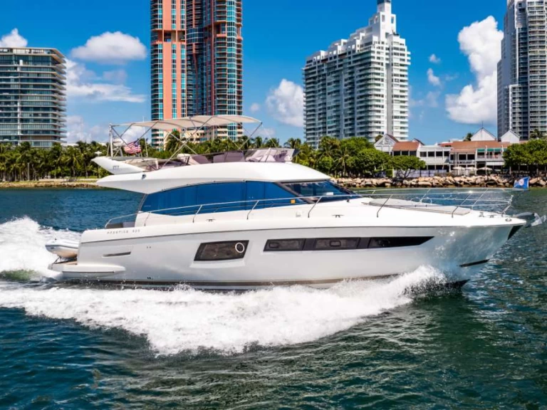 Location à Miami - Prestige Yachts Whiskey &amp; Waves sur SamBoat