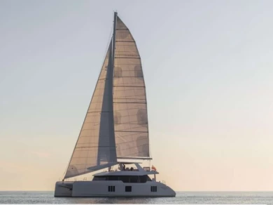 Bareboat Rental Luxury Yacht Sunreef with a boat licence