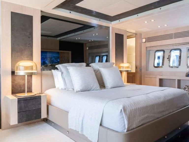 Location Yacht Mangusta avec permis