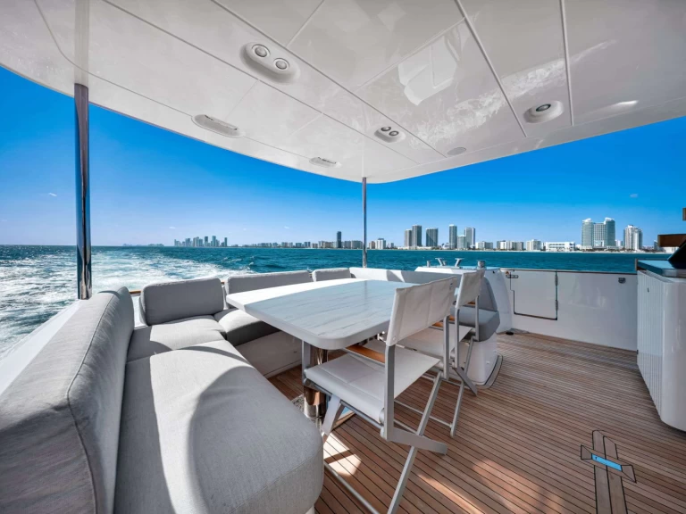 Location Yacht à Fort Lauderdale - Azimut Knot Caught Slippin