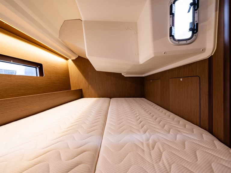 Voilier à louer à Néa Péramos au meilleur prix