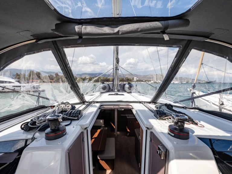 Location à Néa Péramos - Bénéteau Oceanis 40.1 sur SamBoat