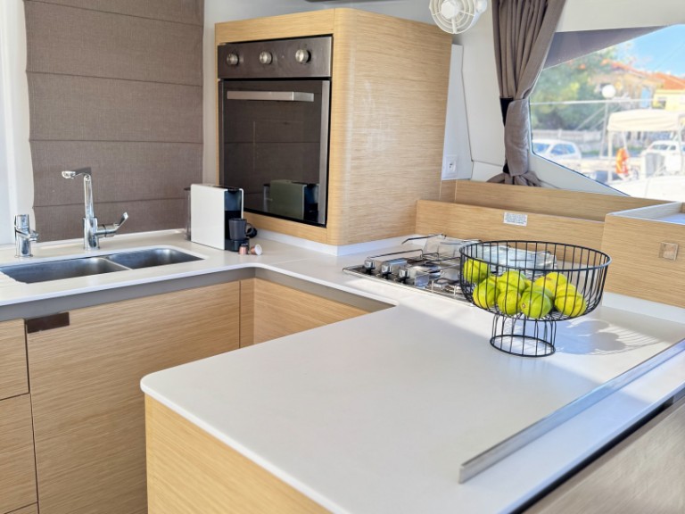 Catamaran à louer à Préveza au meilleur prix