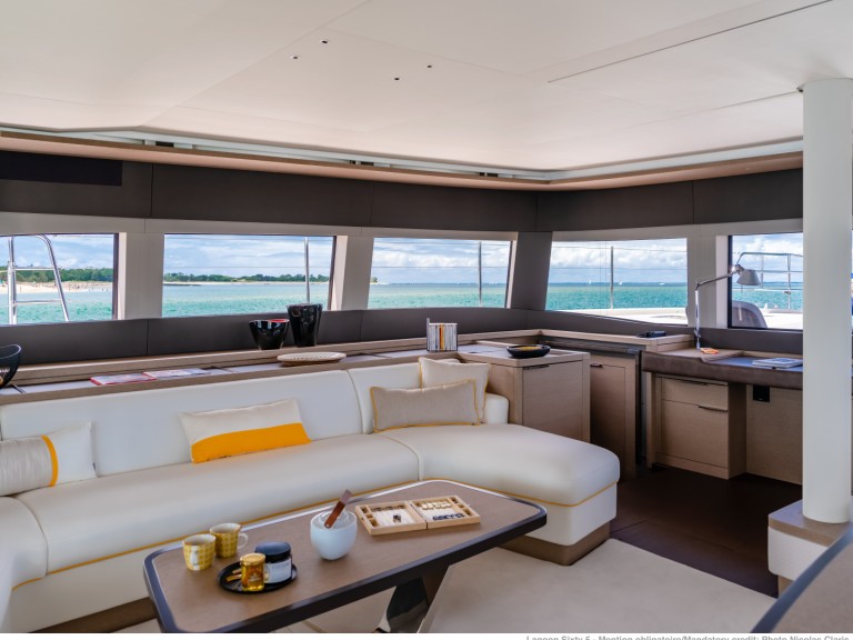 Location bateau Olbia pas cher Lagoon Sixty 5 Owner's Version