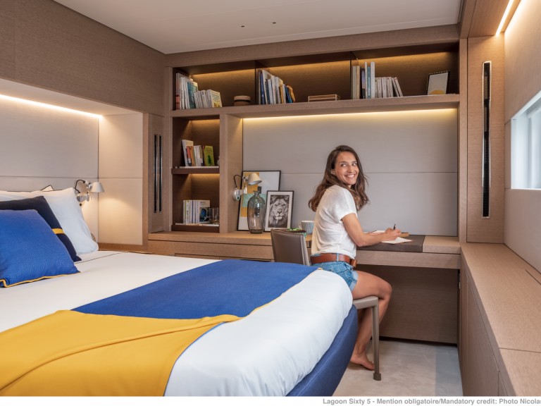 Location bateau Olbia pas cher Lagoon Sixty 5 Owner's Version