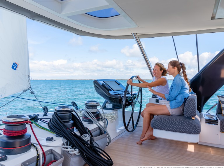 Location bateau Lagoon Lagoon Sixty 5 Owner's Version à Olbia sur Samboat