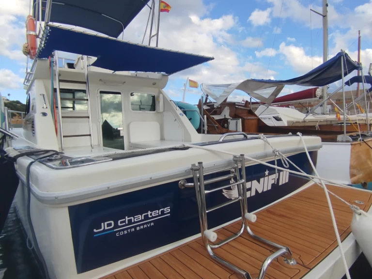 Location Bateau à moteur Cayman avec permis