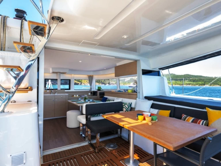 Catamaran à louer à Benítses au meilleur prix