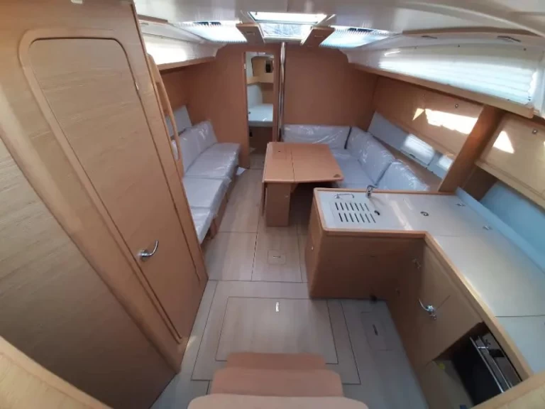 Location à Procida - Dufour Dufour 390 GL sur SamBoat