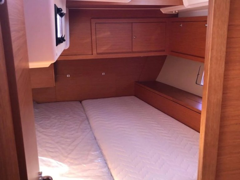 Location à Cagliari - Dufour Dufour 470 sur SamBoat