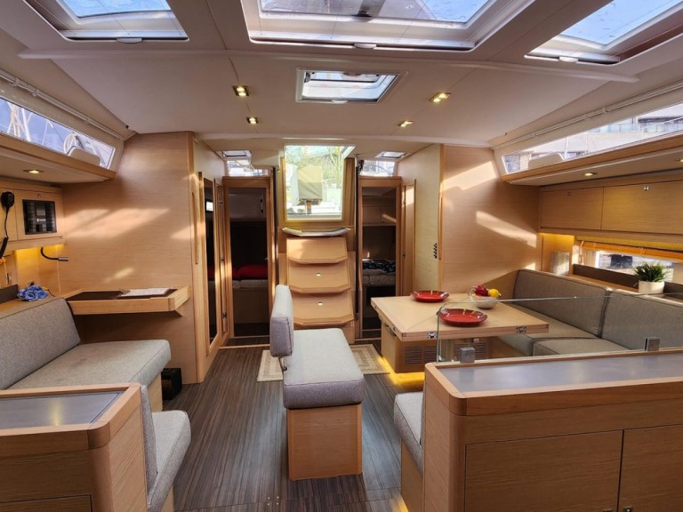 Louez un Dufour Dufour 530 à Procida