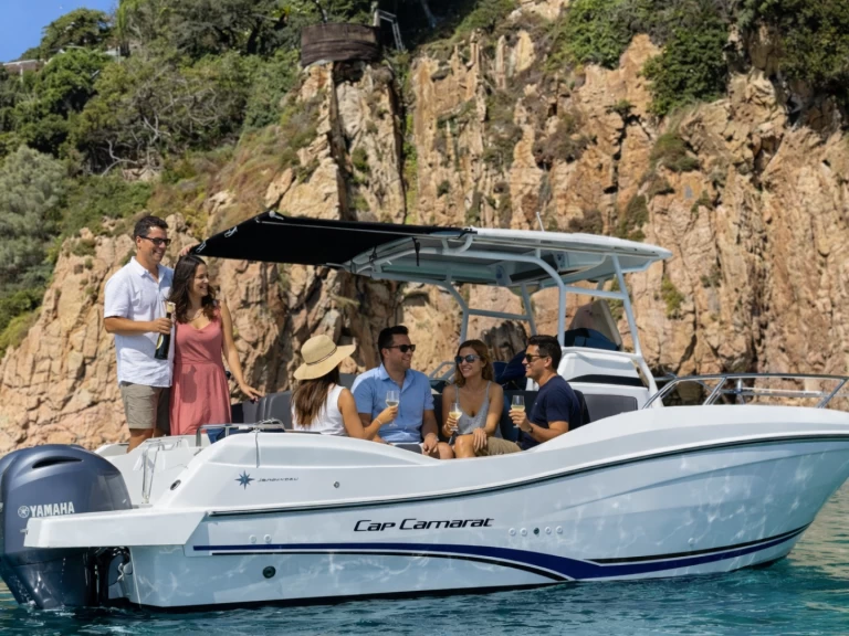 Location Bateau à moteur à Cannes - Jeanneau Cap Camarat 9.0 CC
