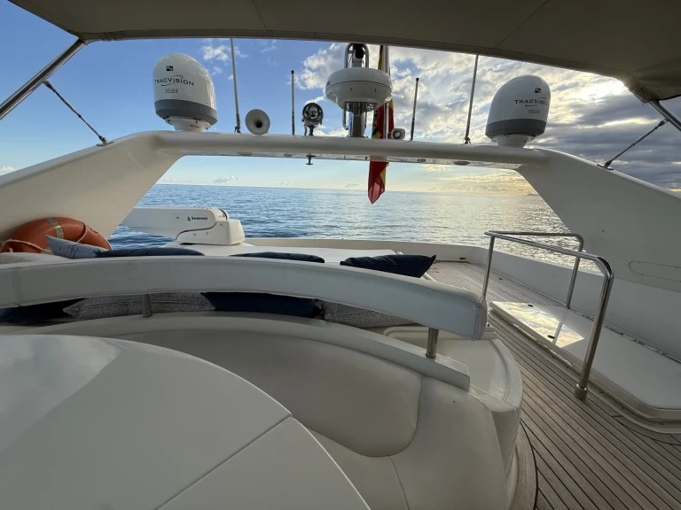 Louez un Ferretti 68 aniversary à Marbella
