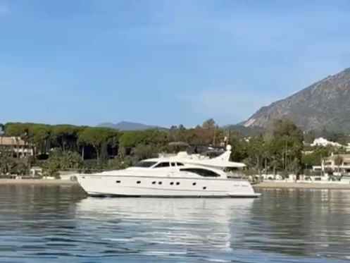 Location Bateau à moteur à Marbella - Ferretti 68 aniversary
