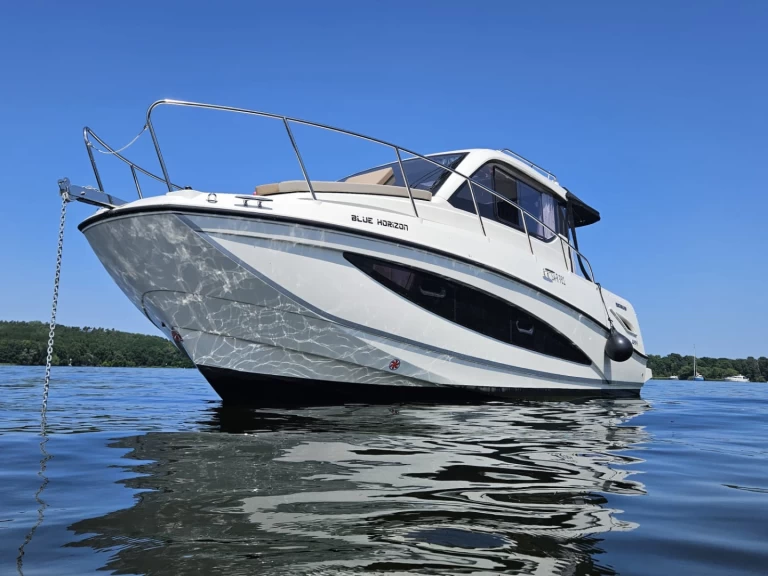 Bateau à moteur à louer à Berlin au meilleur prix