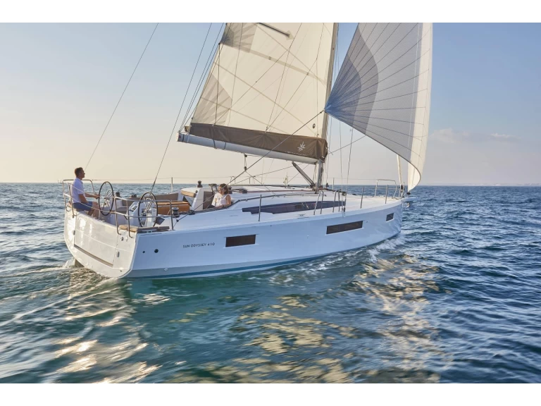 Louez un Jeanneau Sun Odyssey 410 à Lefkáda