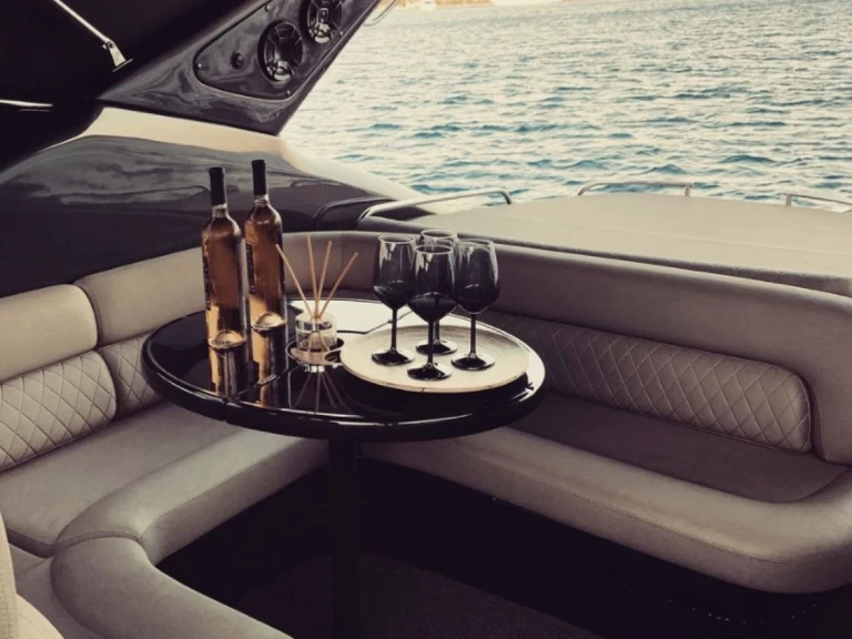 Louer Yacht avec ou sans skipper Cranchi à Mykonos (Ville)