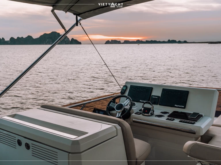 Location Bateau à moteur à Hạ Long - Prestige Prestige 520 Fly