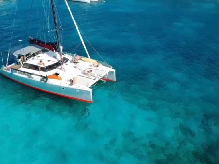 Location à Sarzeau - Lazzi 47 Plan Caroff Lazzi 47 sur SamBoat