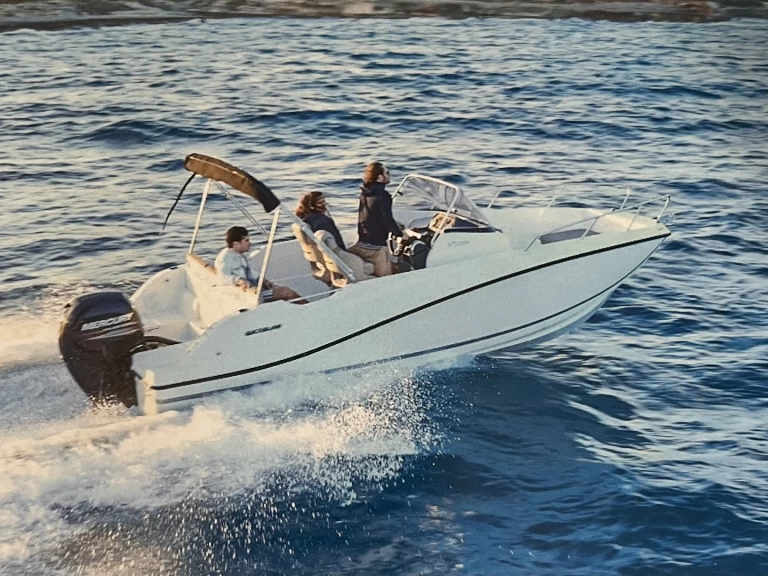 Location Bateau à moteur à Arzon - Quicksilver Activ 675 Open