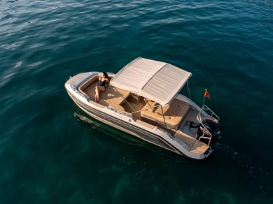 Motorboat rental with or without captain Bulldog Zadar