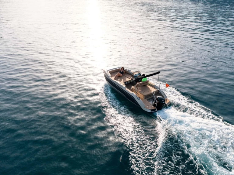 Bulldog 600 a louer à Zadar