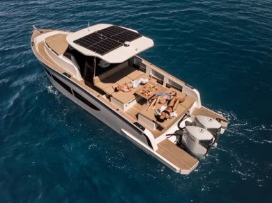 Yacht charter Zadar - Vicenzo 390 WA on SamBoat