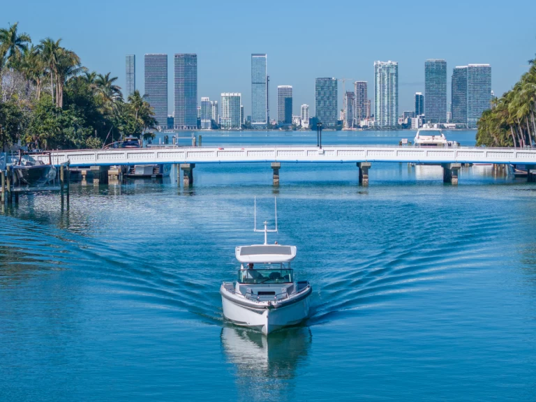 Location bateau Miami pas cher 38 Sun-Top