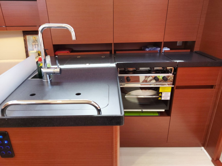 Location Voilier à Lávrio - Hanse Hanse 418