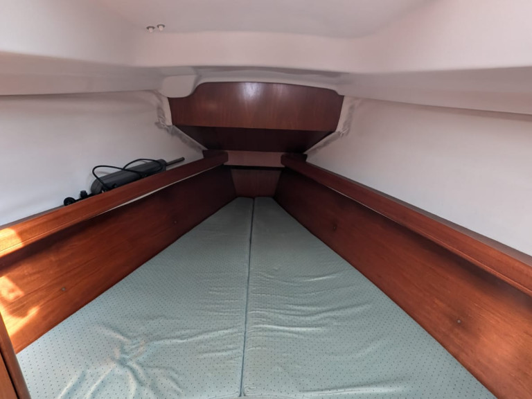 Location bateau Bénéteau Oceanis 311 DL à Saint-Quay-Portrieux sur Samboat