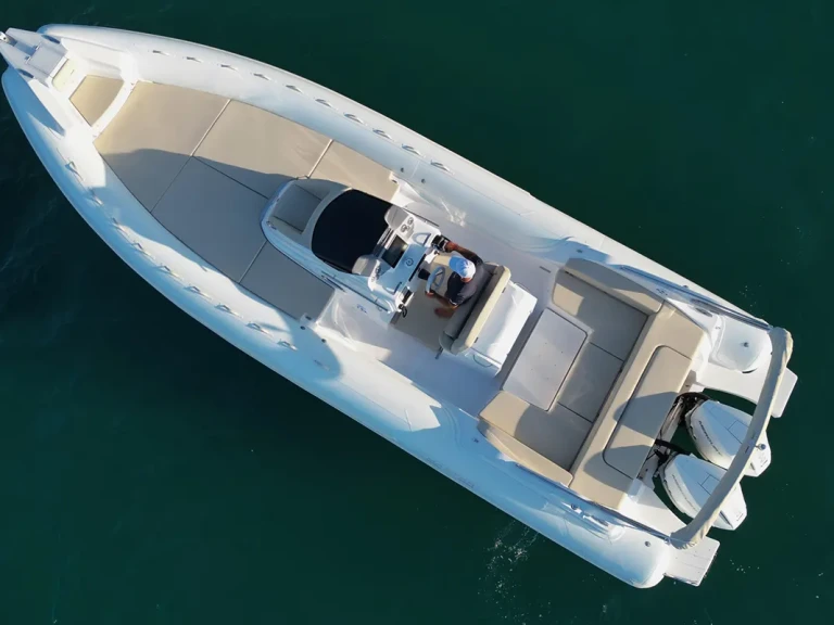 Location bateau Porto-Vecchio pas cher master 996 open