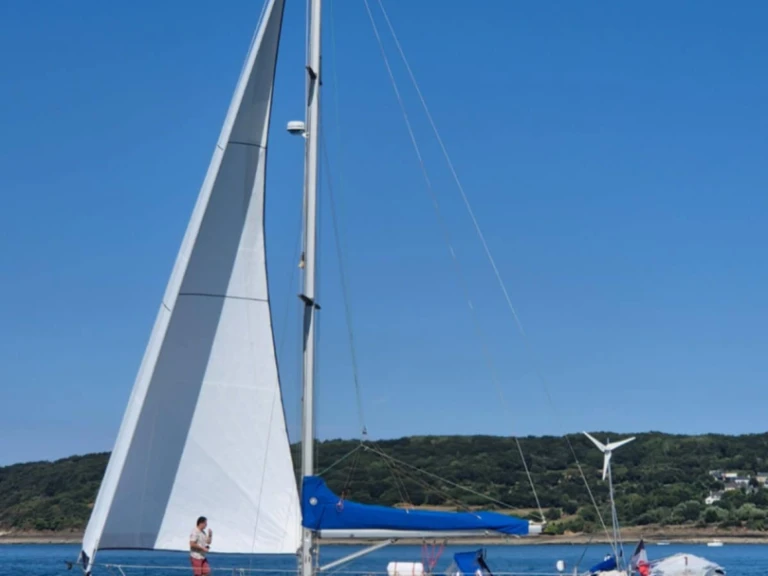 Location bateau Bénéteau First 38 S à Brest sur Samboat