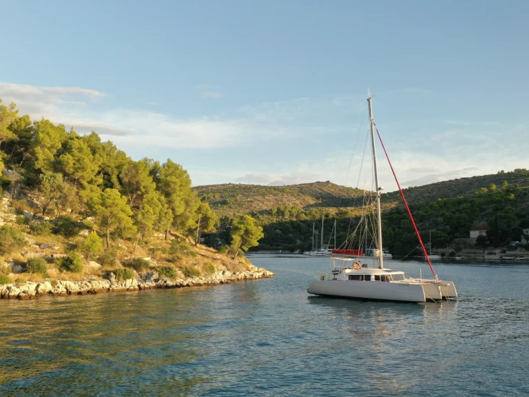 Louez un Neel Neel 43 à Carloforte