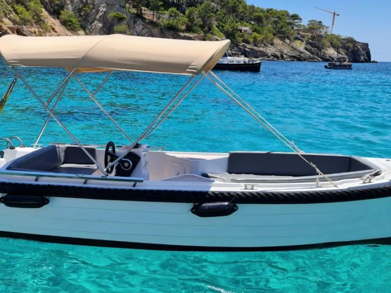 Louez un Silver 495 classic à Málaga