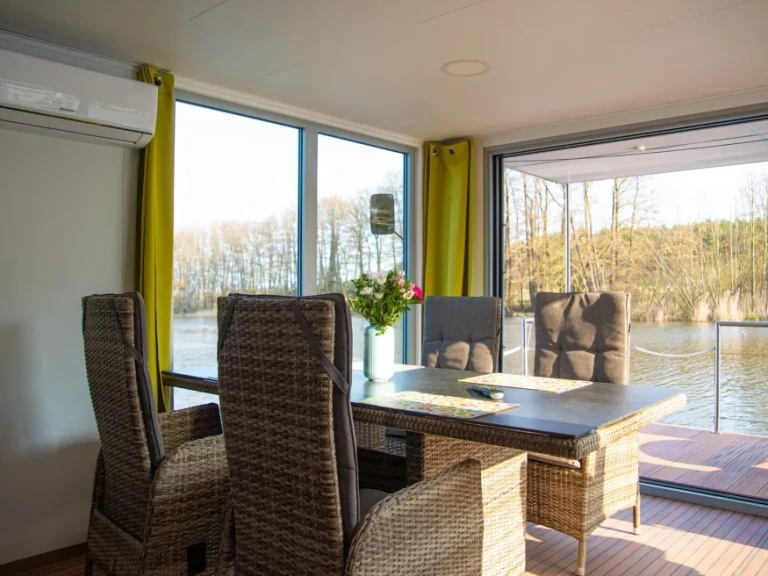 Location Péniche WOMA avec permis