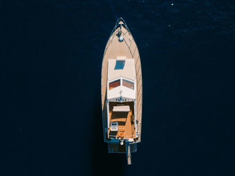 Louez un San Lorenzo San Lorenzo 42s à Procida