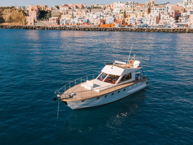 Location bateau Procida pas cher San Lorenzo 42s