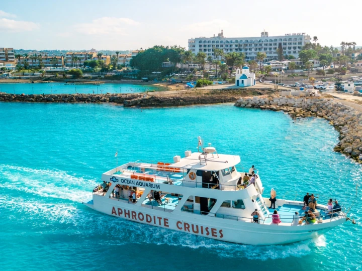 Louer Bateau à moteur avec ou sans skipper Custom Made à Protaras