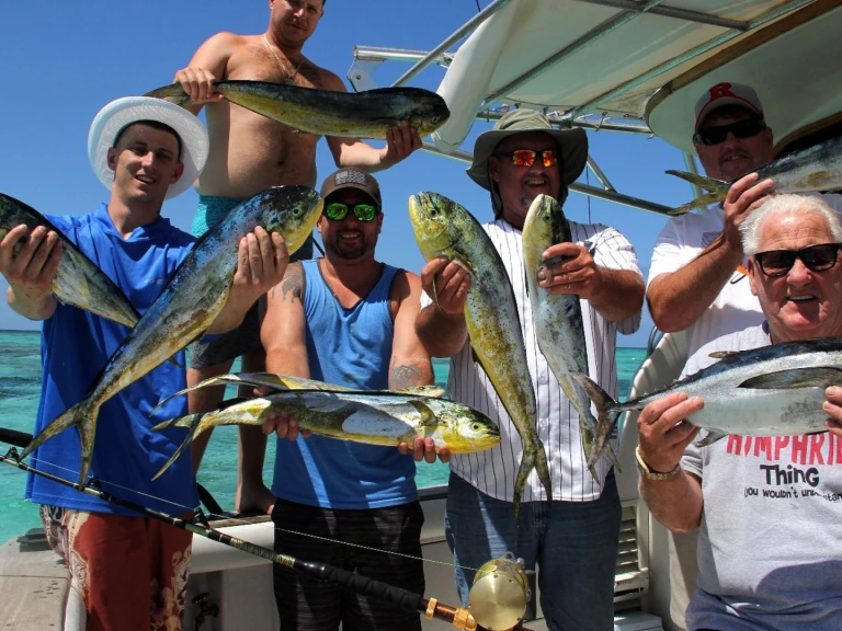 Louer Bateau à moteur avec ou sans skipper Custom Made à Bávaro