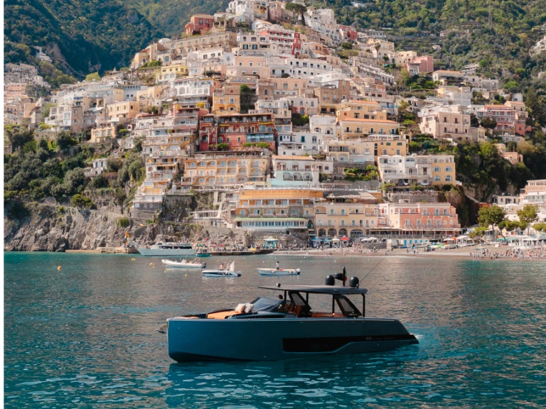 Location bateau Sorrento pas cher A 46 Luxury Tender