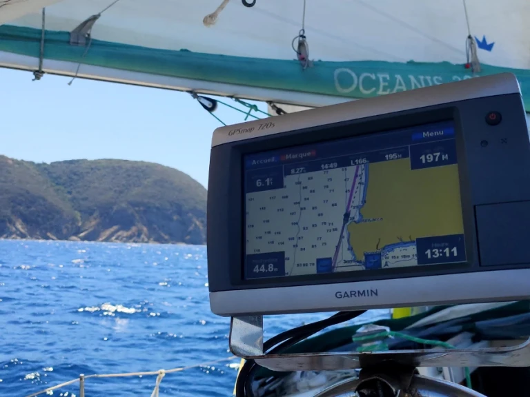 Location bateau Bénéteau Oceanis 321 à Arzon sur Samboat