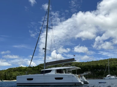 Ein Fountaine Pajot Helia 44 mieten in Pointe-à-Pitre