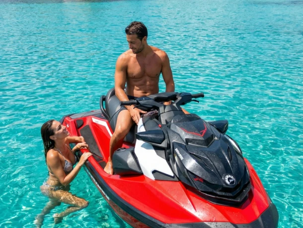 Location à Portisco - Sea-Doo RXP-XRS sur SamBoat