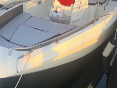 Yacht hire Vibo Marina cheap Jaguar 5.7