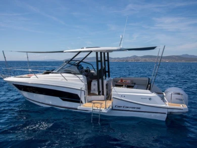 Louer Bateau à moteur avec ou sans skipper Jeanneau à France