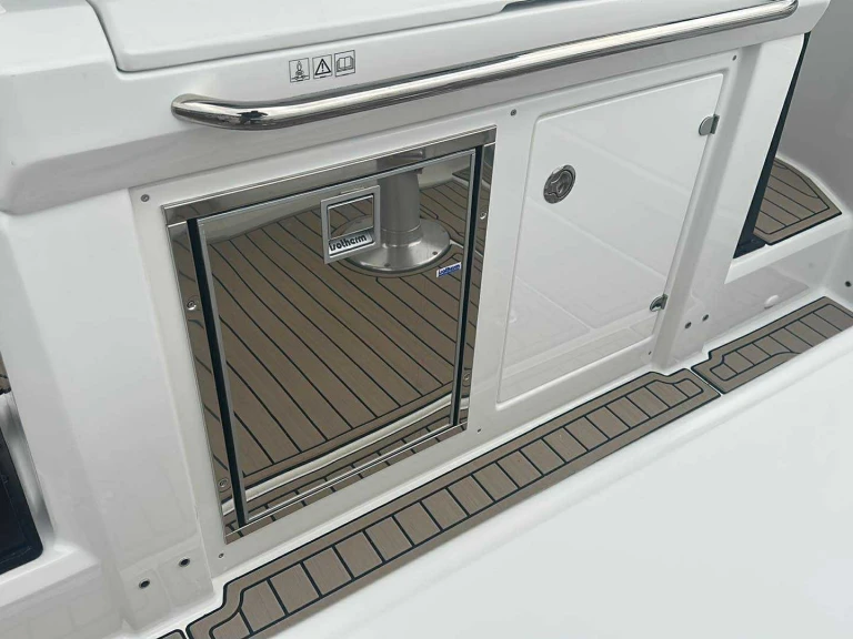 Location à France - Jeanneau Cap Camarat 9.0 WA sur SamBoat