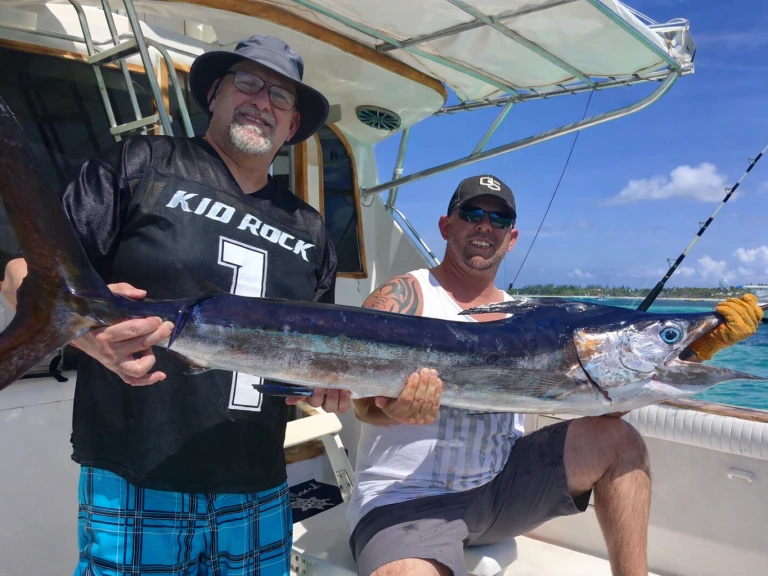 Bateau à moteur à louer à Bávaro au meilleur prix