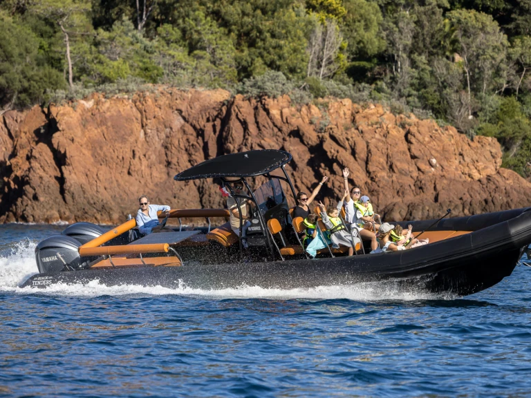 Narwhal Fast 1100 a louer à Mandelieu-la-Napoule